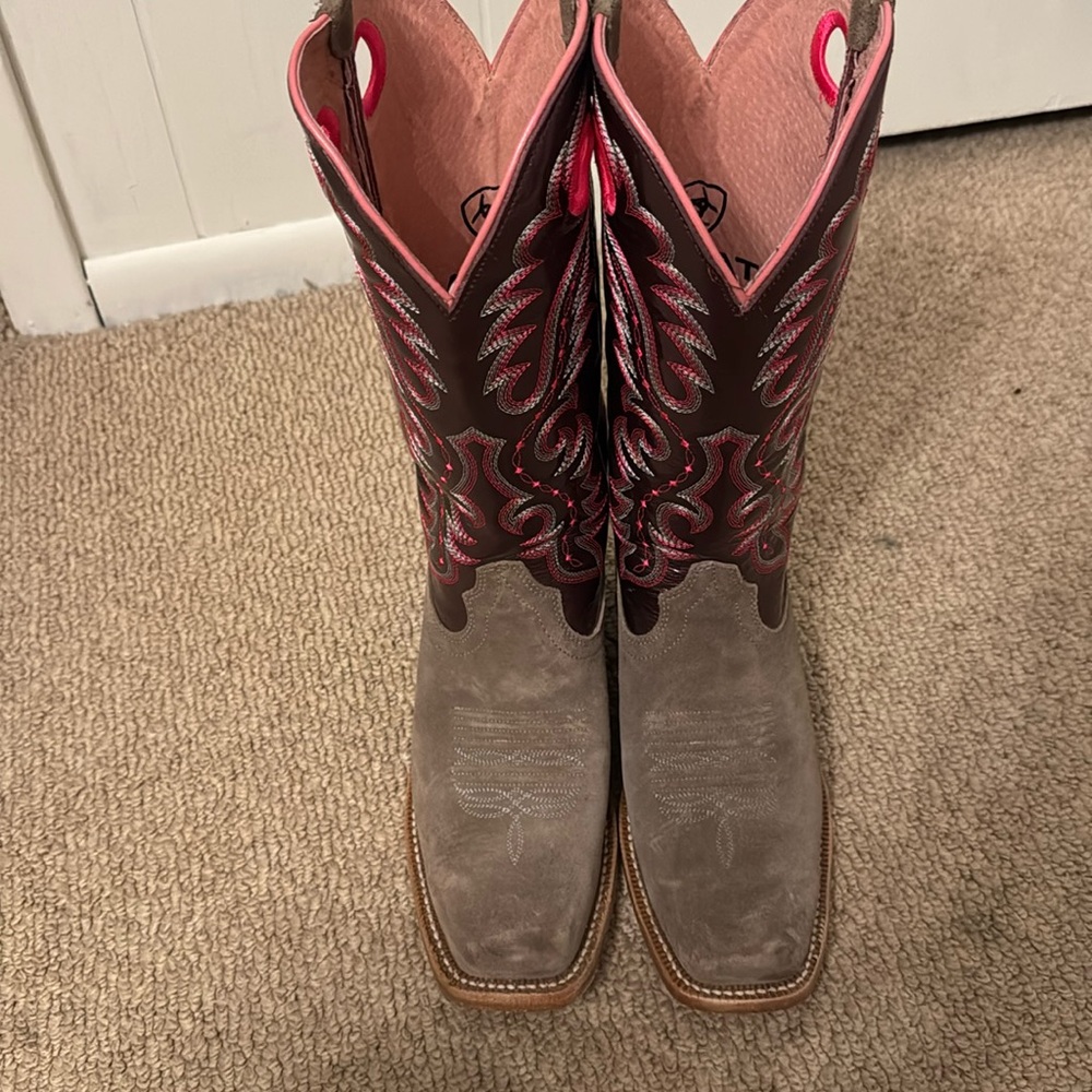 Ariat Futurity Boots